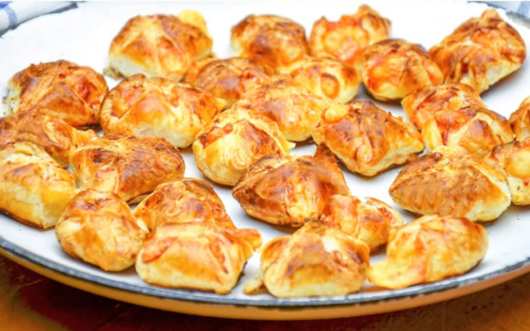 Pierogi z szynką i serem: pyszny i wytrawny przepis